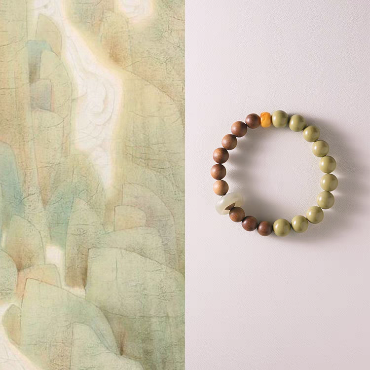 Yanyan Handmade Green Aventurine Wood and Amber Bracelet on Hand – Natural Healing Stone Jewelry for Balance and Clarity